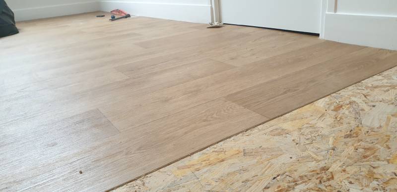 POSE DE SOL VINYLE SUR OSB