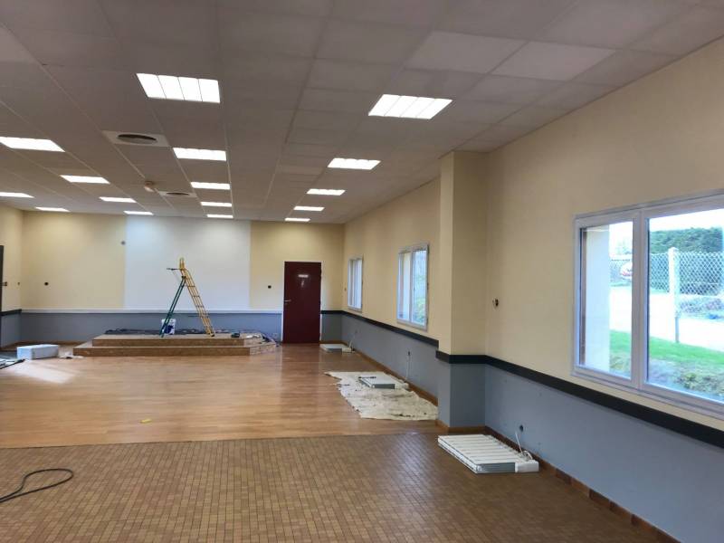 Remise en état d'une salle des fêtes à Manneville Es Plains, proche de Dieppe, en Normandie