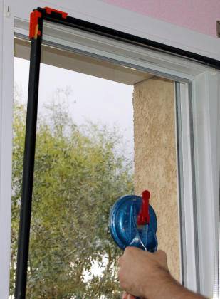 Changement d'un double-vitrage de baie vitrée à Gueutteville Les Grès, proche d'Yvetot